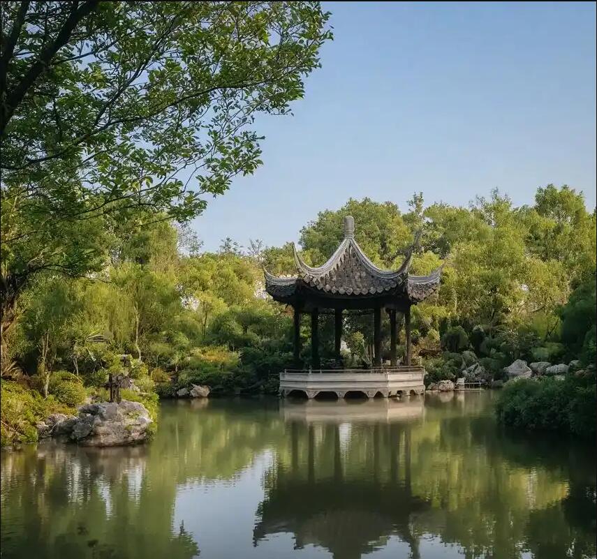 信宜芷卉餐饮有限公司